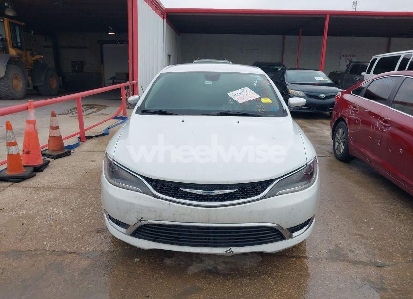Photo 12 of 2016 Chrysler 200 LIMITED (VIN 1C3CCCAB5GN137281)