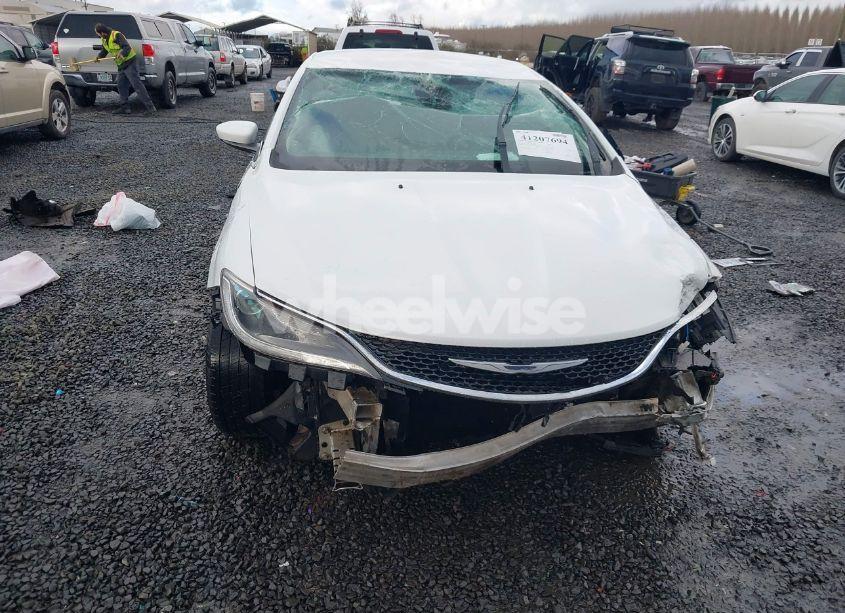 Photo 13 of 2016 Chrysler 200 LIMITED (VIN 1C3CCCAB5GN153495)