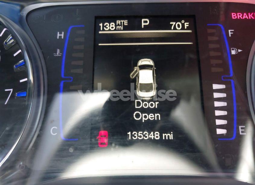 Photo 16 of 2016 Chrysler 200 LIMITED (VIN 1C3CCCAB5GN161113)
