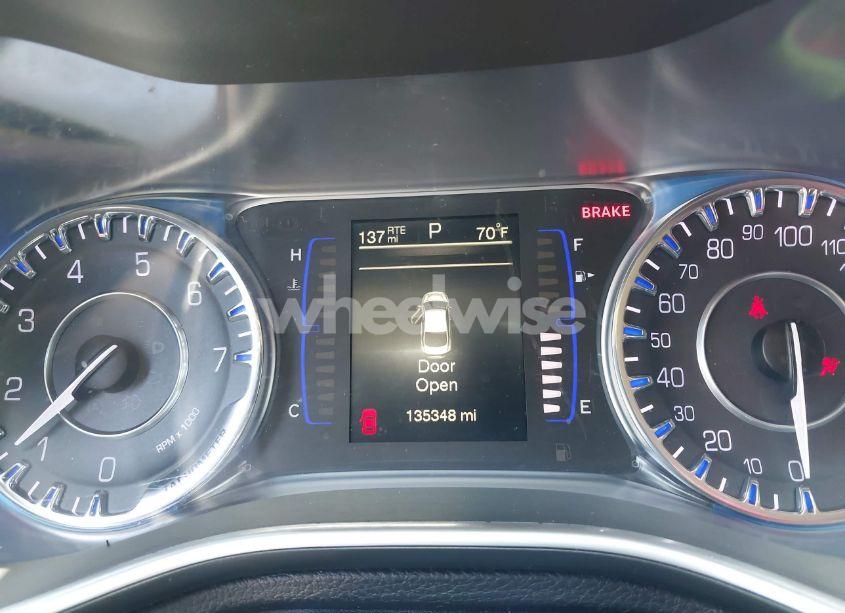 Photo 7 of 2016 Chrysler 200 LIMITED (VIN 1C3CCCAB5GN161113)