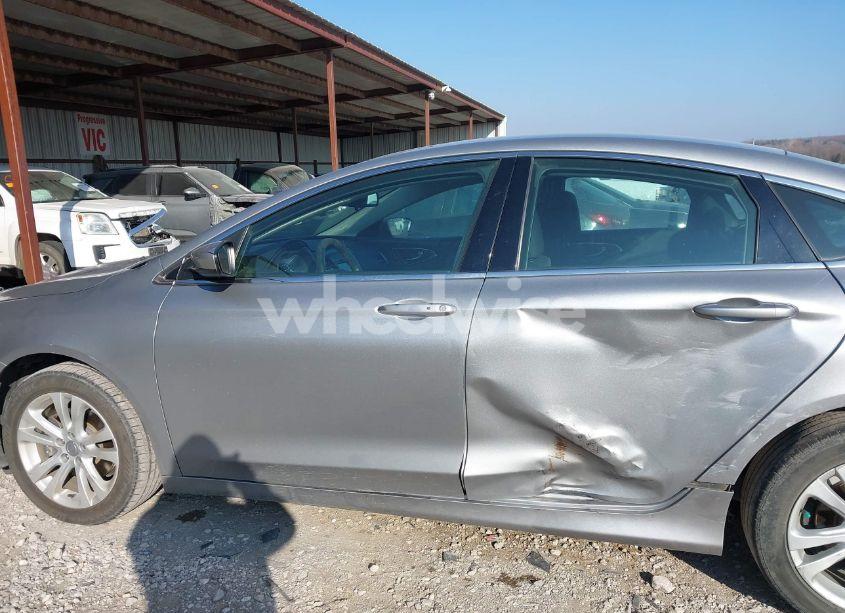 Photo 14 of 2016 Chrysler 200 LIMITED (VIN 1C3CCCAB5GN171219)