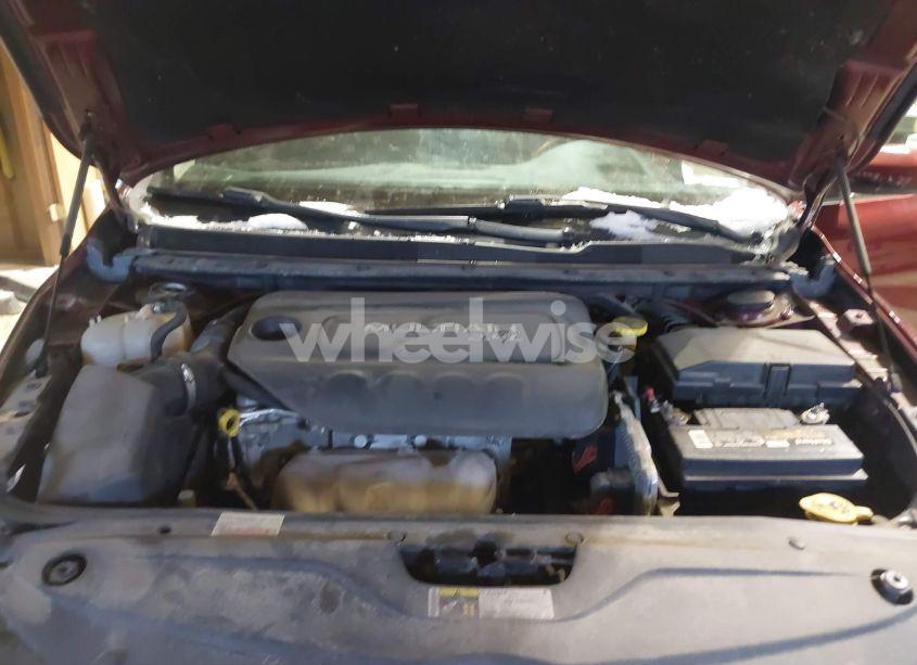 Photo 10 of 2016 Chrysler 200 LIMITED (VIN 1C3CCCAB5GN173665)