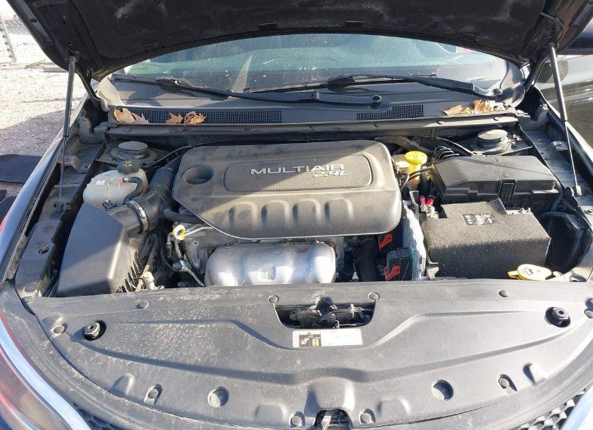 Photo 10 of 2016 Chrysler 200 LIMITED (VIN 1C3CCCAB5GN177876)