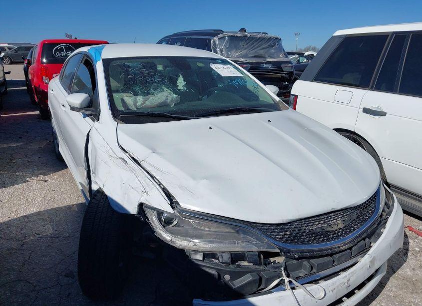 2016 Chrysler 200 LIMITED (VIN 1C3CCCAB5GN187713) main photo