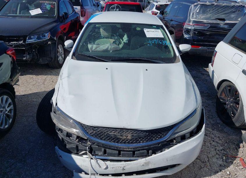 Photo 11 of 2016 Chrysler 200 LIMITED (VIN 1C3CCCAB5GN187713)