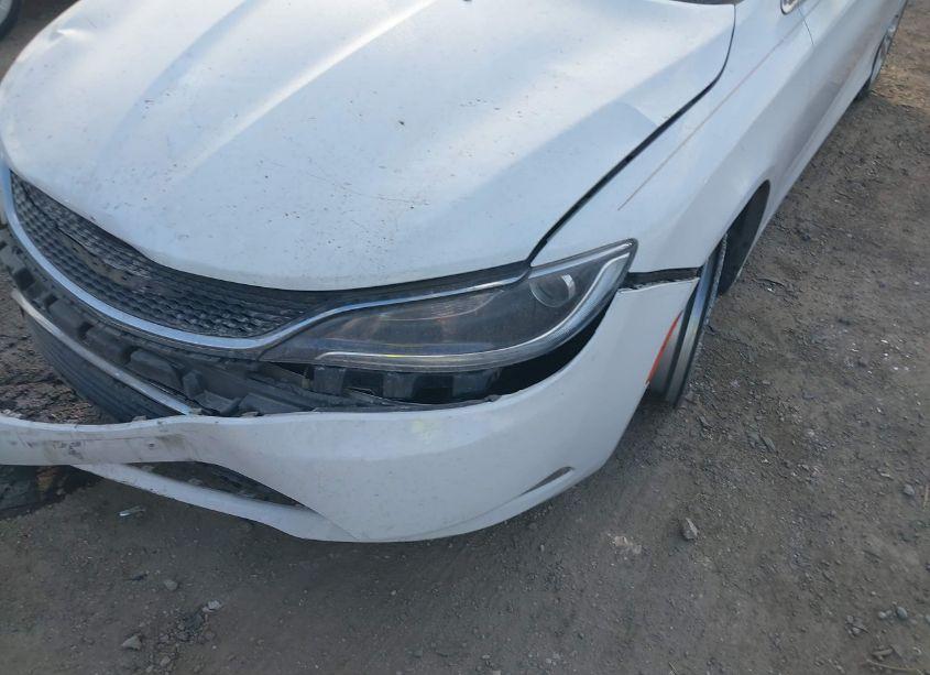 Photo 17 of 2016 Chrysler 200 LIMITED (VIN 1C3CCCAB5GN187713)