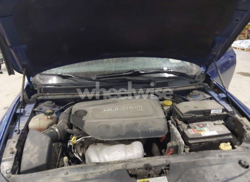 Photo 10 of 2015 Chrysler 200 LIMITED (VIN 1C3CCCAB6FN508088)