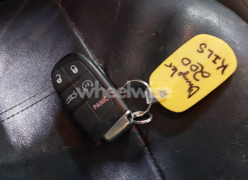 Photo 11 of 2015 Chrysler 200 LIMITED (VIN 1C3CCCAB6FN508088)