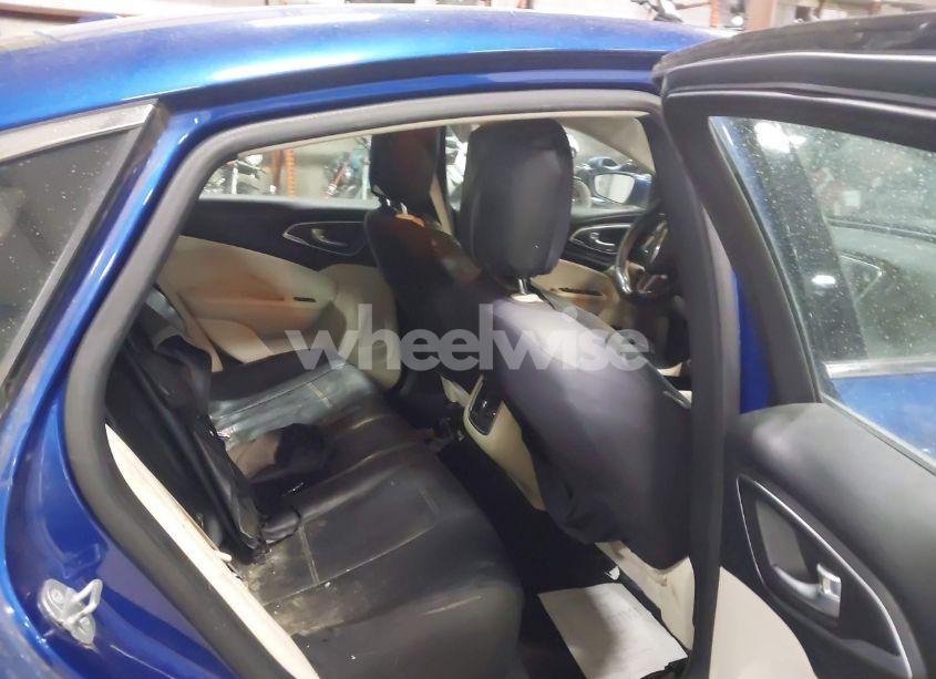 Photo 8 of 2015 Chrysler 200 LIMITED (VIN 1C3CCCAB6FN508088)