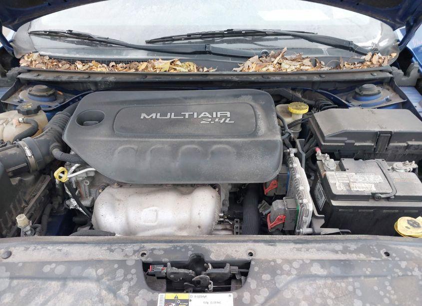 Photo 10 of 2015 Chrysler 200 LIMITED (VIN 1C3CCCAB6FN538093)