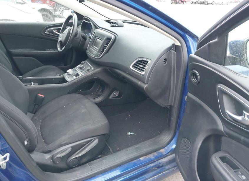 Photo 5 of 2015 Chrysler 200 LIMITED (VIN 1C3CCCAB6FN538093)