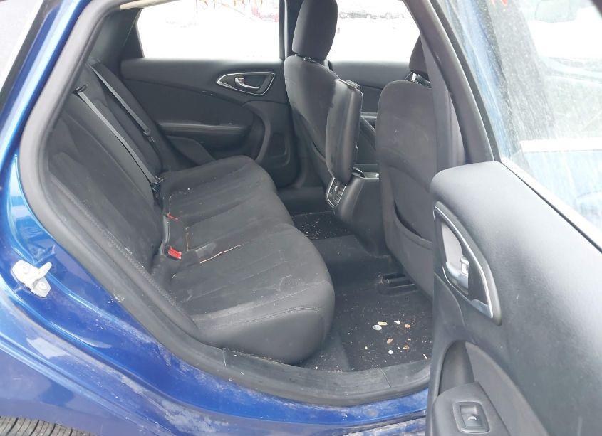 Photo 8 of 2015 Chrysler 200 LIMITED (VIN 1C3CCCAB6FN538093)