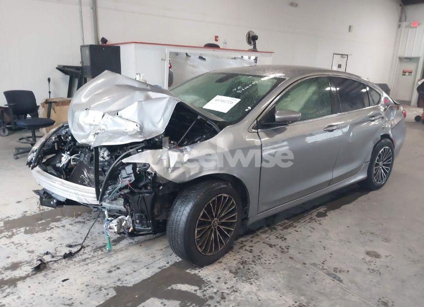 Photo 2 of 2015 Chrysler 200 LIMITED (VIN 1C3CCCAB6FN554939)