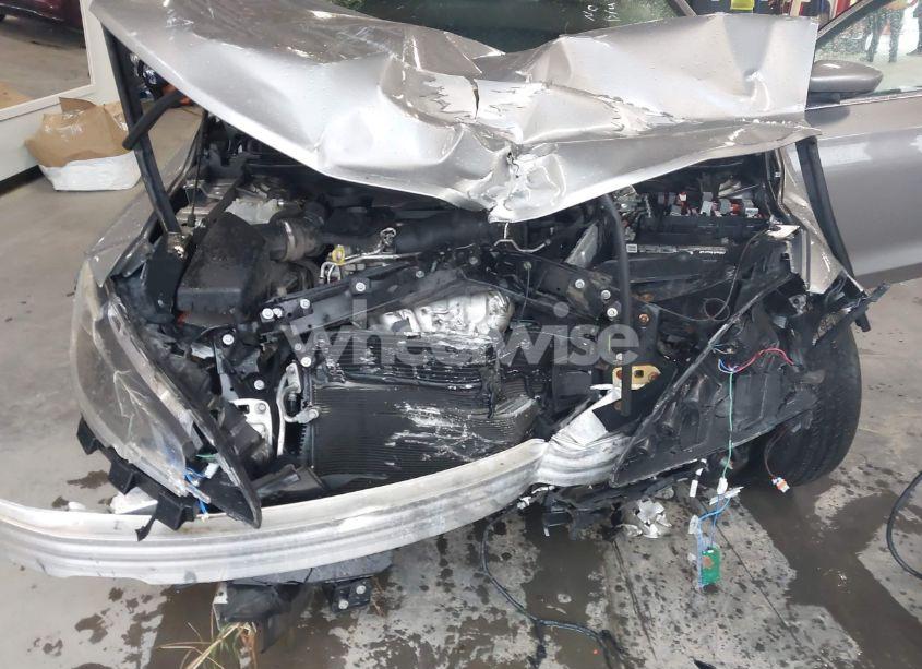 Photo 6 of 2015 Chrysler 200 LIMITED (VIN 1C3CCCAB6FN554939)