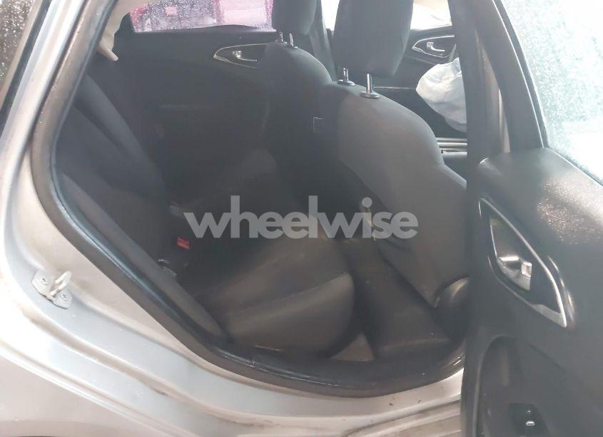 Photo 8 of 2015 Chrysler 200 LIMITED (VIN 1C3CCCAB6FN554939)