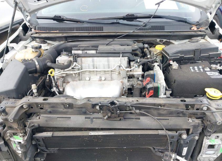 Photo 10 of 2015 Chrysler 200 LIMITED (VIN 1C3CCCAB6FN554942)