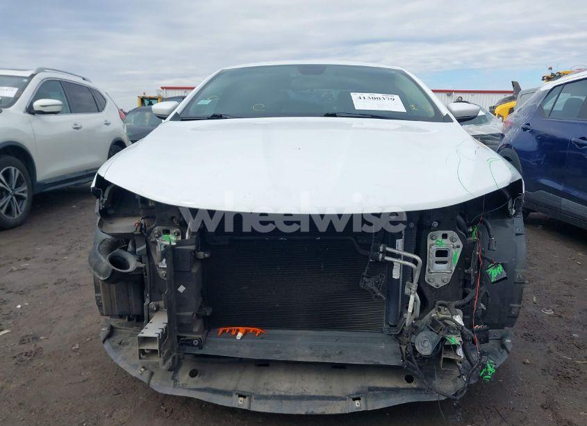 Photo 13 of 2015 Chrysler 200 LIMITED (VIN 1C3CCCAB6FN554942)