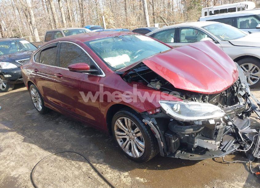 2015 Chrysler 200 LIMITED (VIN 1C3CCCAB6FN556125) main photo