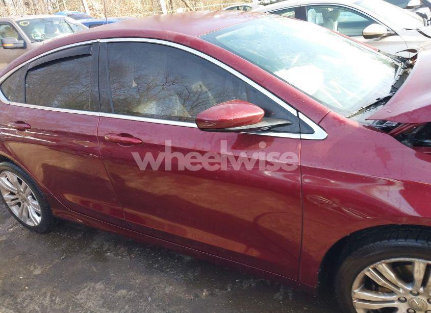 Photo 14 of 2015 Chrysler 200 LIMITED (VIN 1C3CCCAB6FN556125)