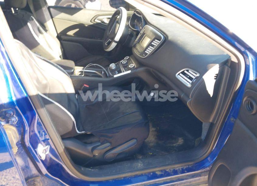 Photo 5 of 2015 Chrysler 200 LIMITED (VIN 1C3CCCAB6FN561051)