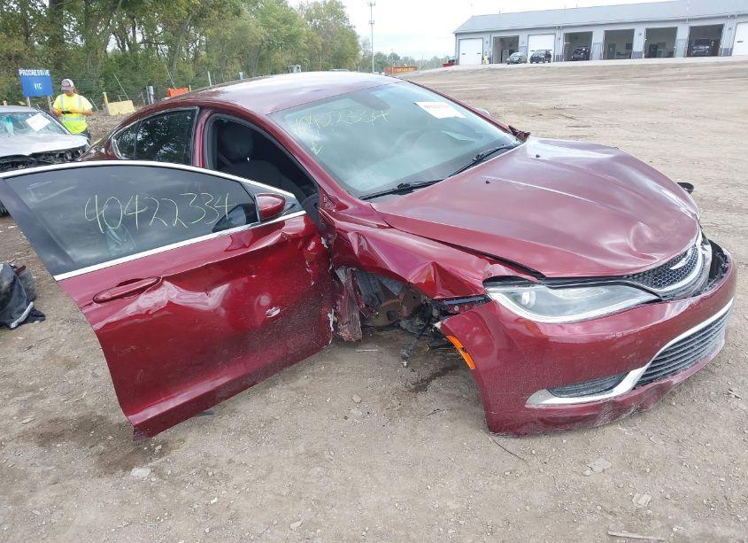 2015 Chrysler 200 LIMITED (VIN 1C3CCCAB6FN573619) main photo