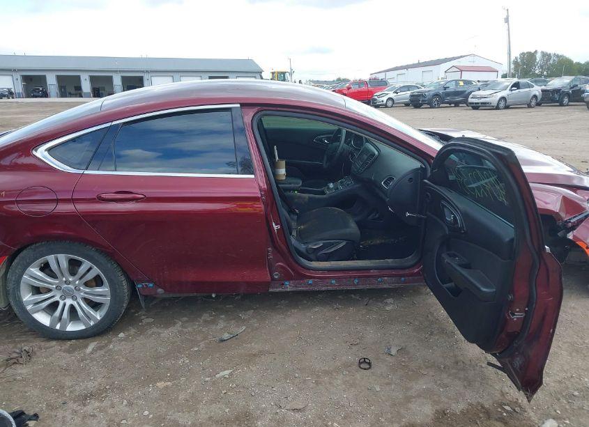 Photo 13 of 2015 Chrysler 200 LIMITED (VIN 1C3CCCAB6FN573619)