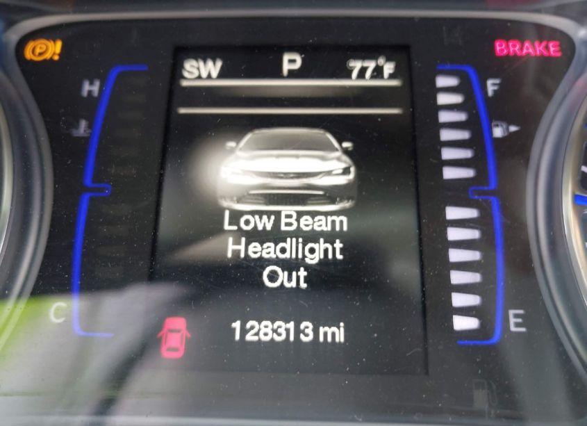 Photo 15 of 2015 Chrysler 200 LIMITED (VIN 1C3CCCAB6FN573619)