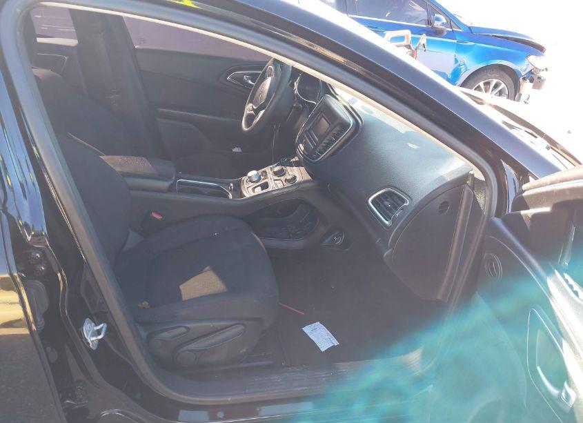 Photo 5 of 2015 Chrysler 200 LIMITED (VIN 1C3CCCAB6FN575404)