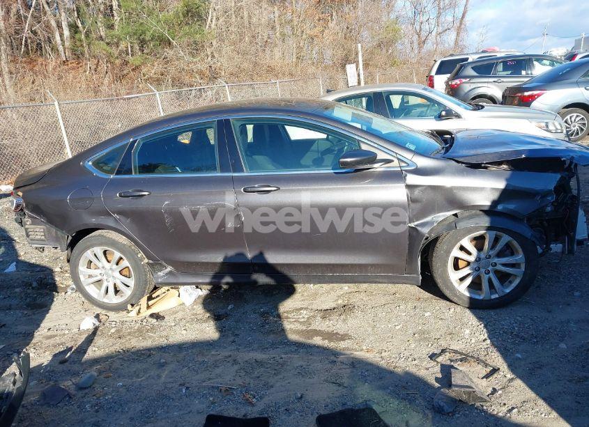 Photo 14 of 2015 Chrysler 200 LIMITED (VIN 1C3CCCAB6FN579551)