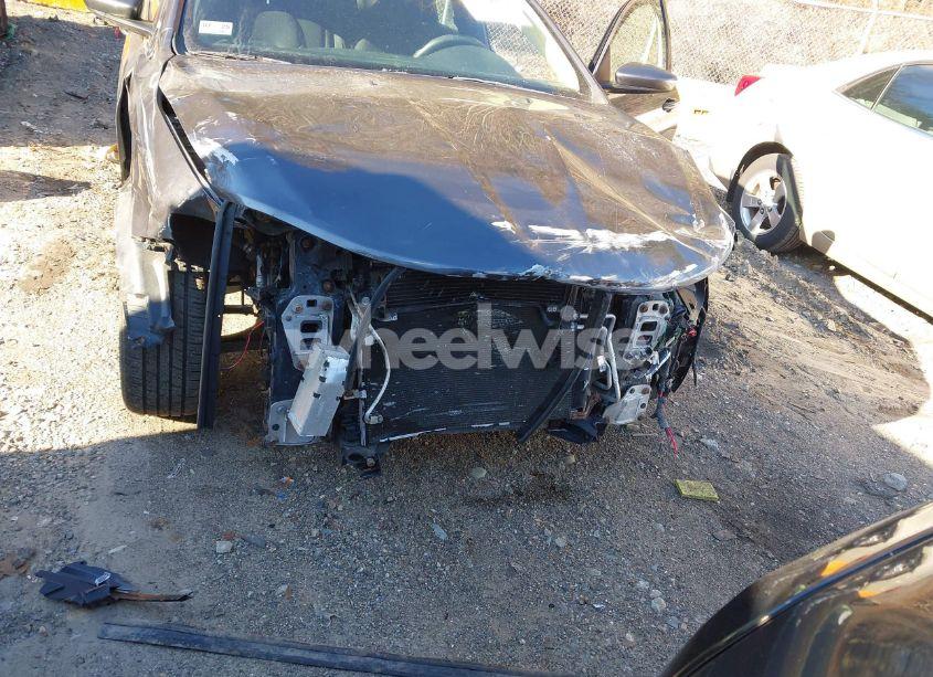 Photo 6 of 2015 Chrysler 200 LIMITED (VIN 1C3CCCAB6FN579551)