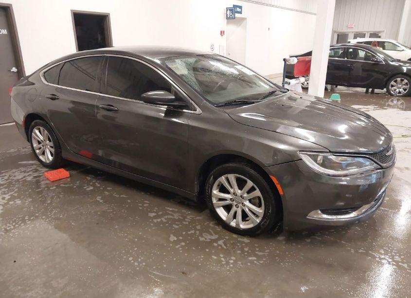 2015 Chrysler 200 LIMITED (VIN 1C3CCCAB6FN596866) main photo