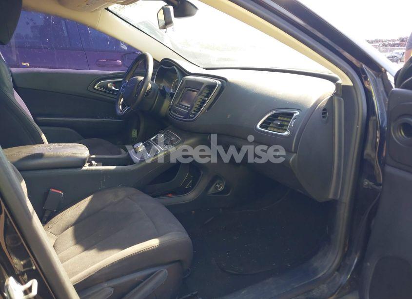 Photo 5 of 2015 Chrysler 200 LIMITED (VIN 1C3CCCAB6FN598701)