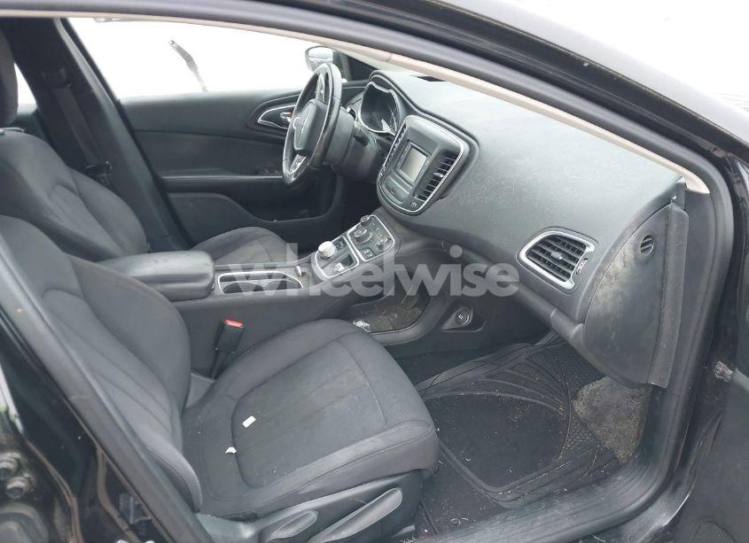 Photo 5 of 2015 Chrysler 200 LIMITED (VIN 1C3CCCAB6FN603718)