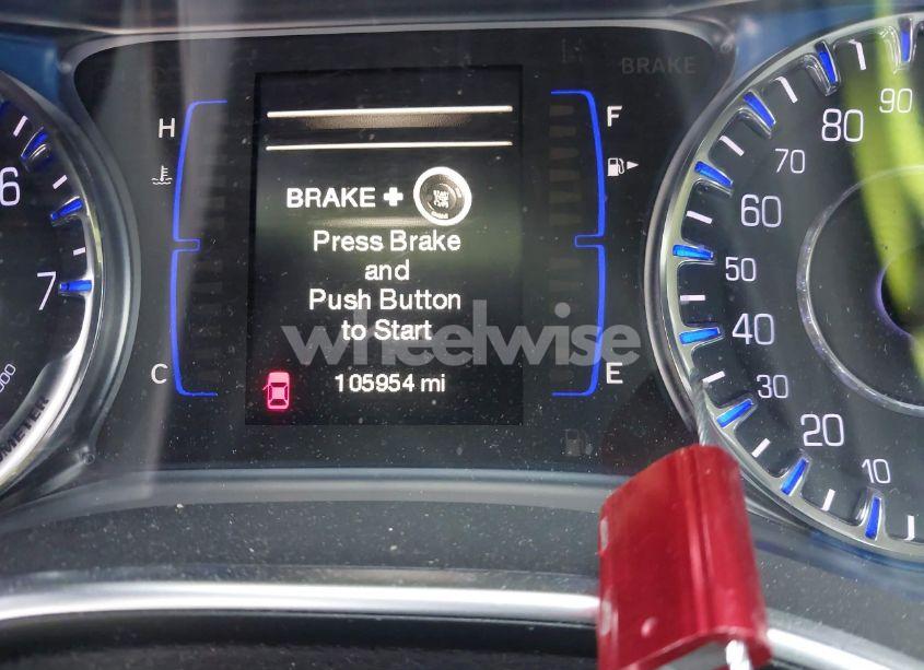 Photo 7 of 2015 Chrysler 200 LIMITED (VIN 1C3CCCAB6FN603718)