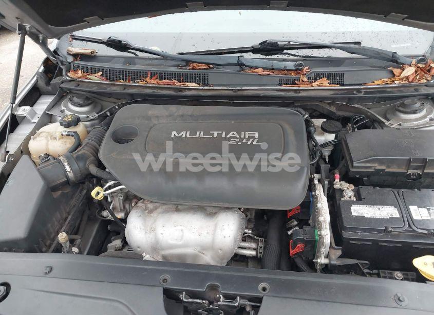 Photo 10 of 2015 Chrysler 200 LIMITED (VIN 1C3CCCAB6FN611060)