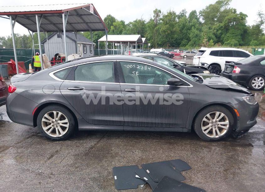 Photo 14 of 2015 Chrysler 200 LIMITED (VIN 1C3CCCAB6FN612466)