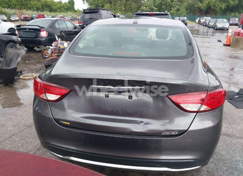 Photo 17 of 2015 Chrysler 200 LIMITED (VIN 1C3CCCAB6FN612466)