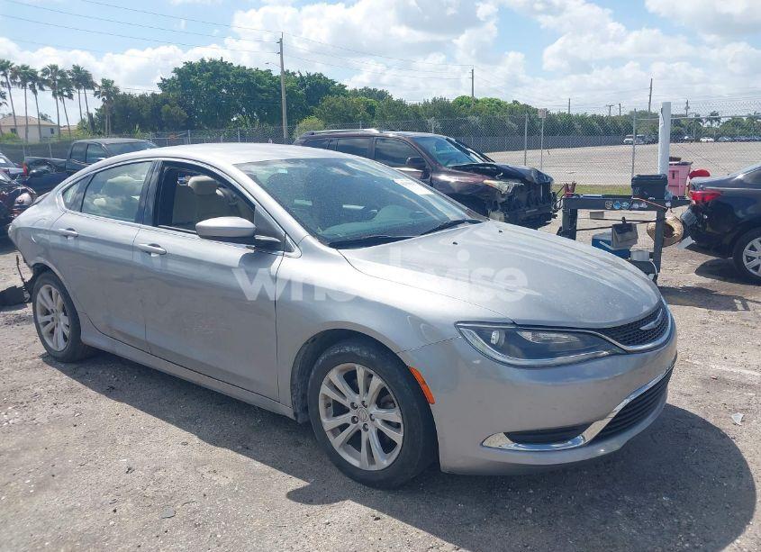 2015 Chrysler 200 LIMITED (VIN 1C3CCCAB6FN646455) main photo