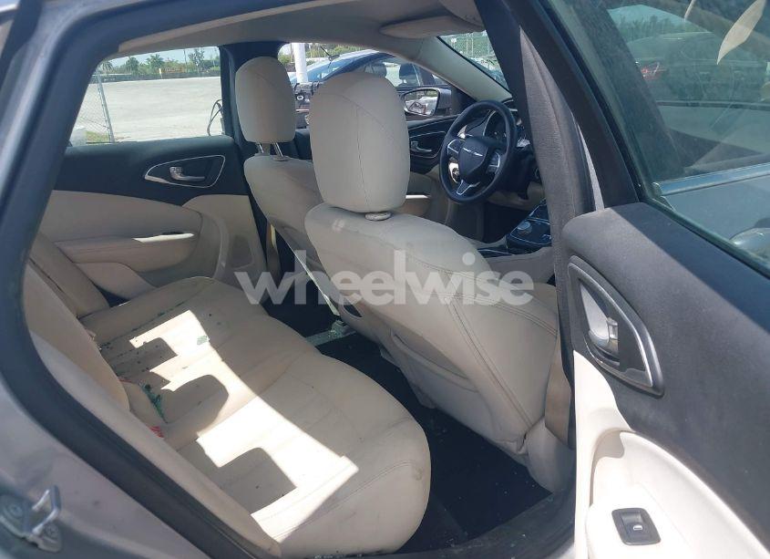 Photo 8 of 2015 Chrysler 200 LIMITED (VIN 1C3CCCAB6FN646455)