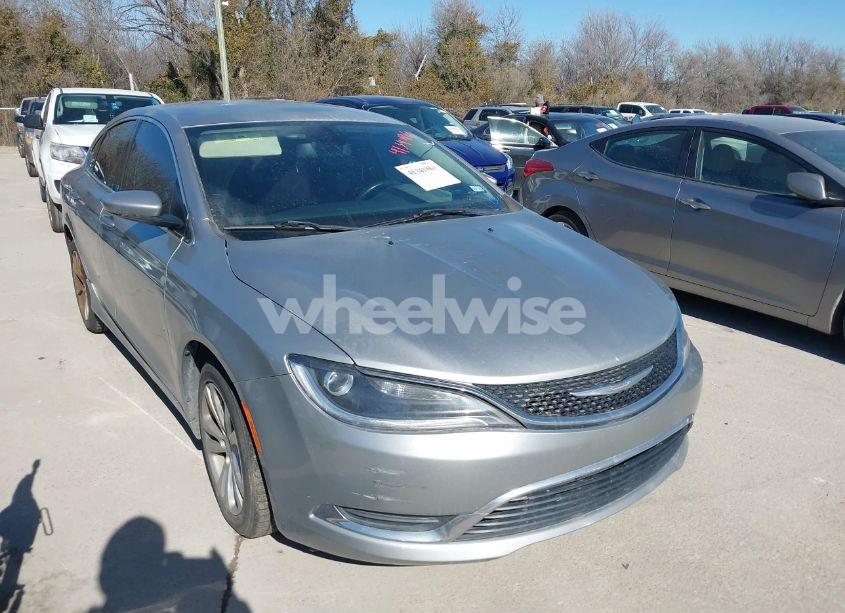Photo 6 of 2015 Chrysler 200 LIMITED (VIN 1C3CCCAB6FN659917)