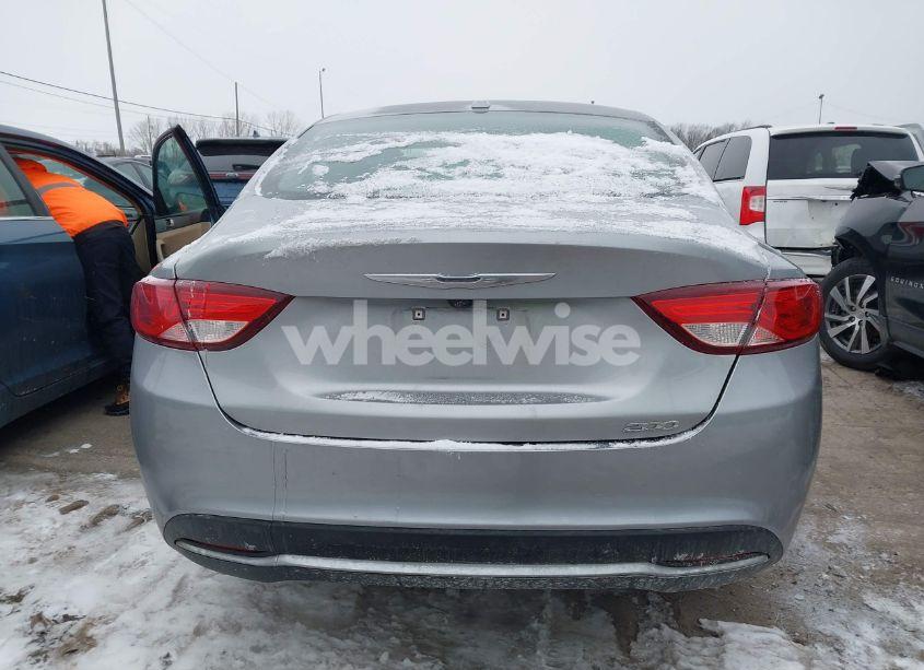 Photo 16 of 2015 Chrysler 200 LIMITED (VIN 1C3CCCAB6FN692786)