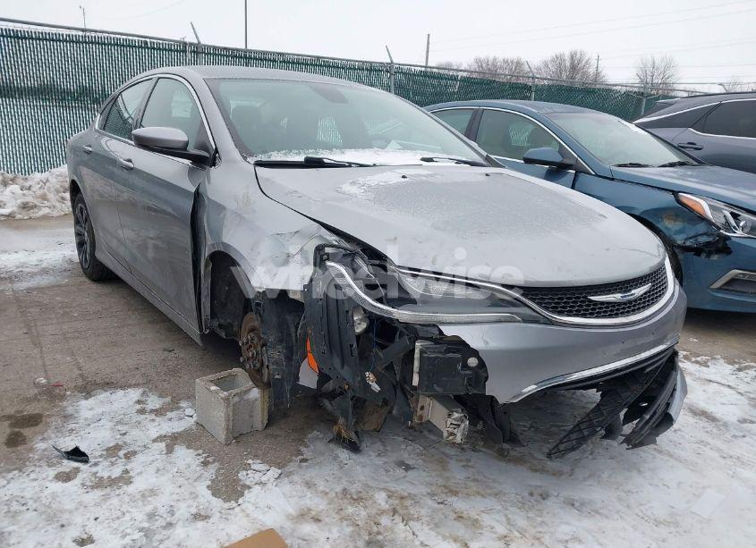 Photo 6 of 2015 Chrysler 200 LIMITED (VIN 1C3CCCAB6FN692786)