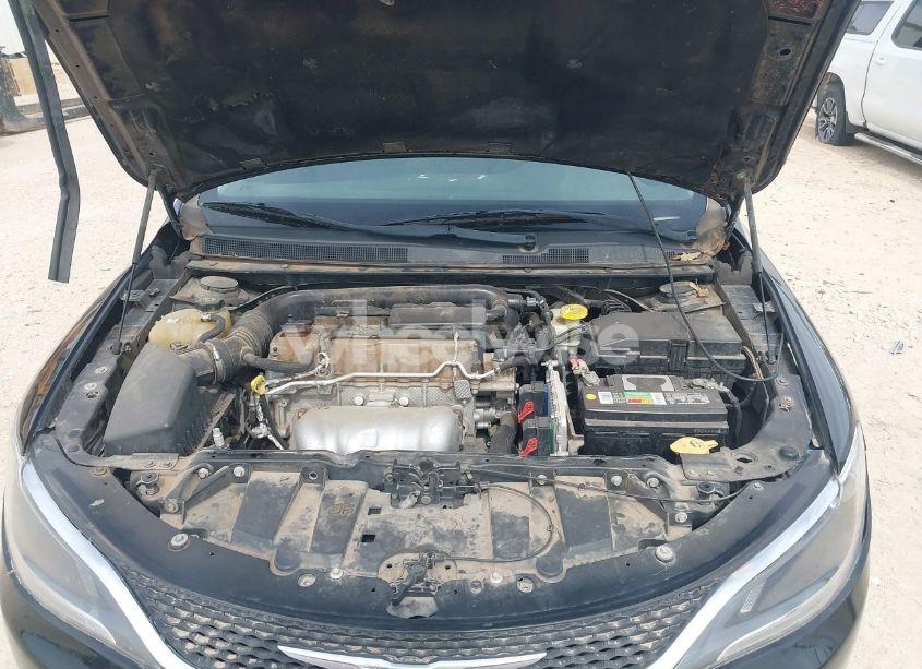 Photo 10 of 2015 Chrysler 200 LIMITED (VIN 1C3CCCAB6FN704824)