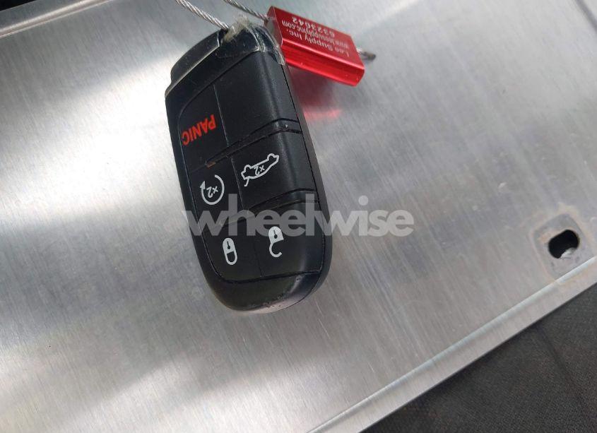 Photo 11 of 2015 Chrysler 200 LIMITED (VIN 1C3CCCAB6FN704824)