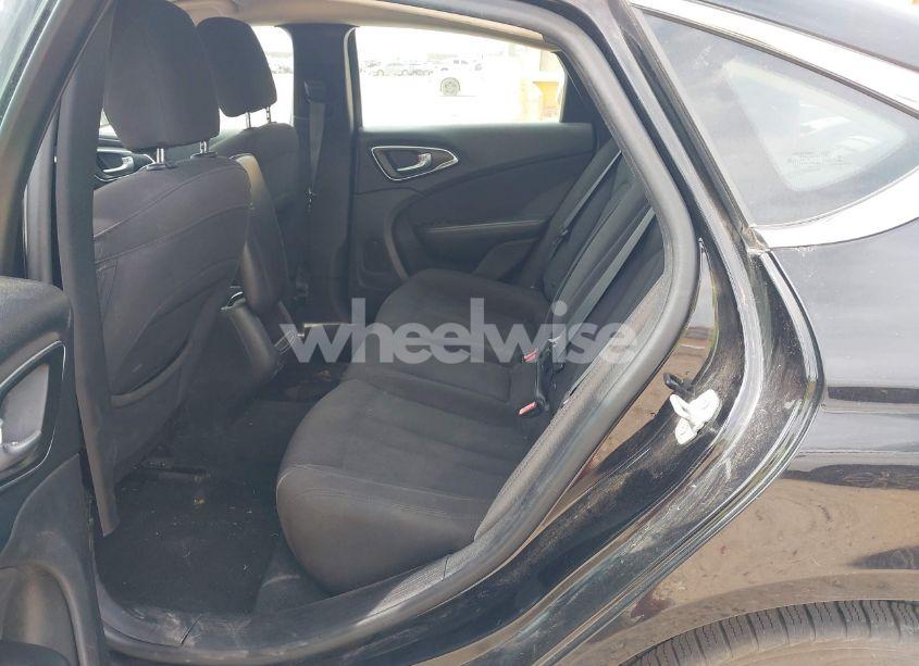 Photo 8 of 2015 Chrysler 200 LIMITED (VIN 1C3CCCAB6FN704824)