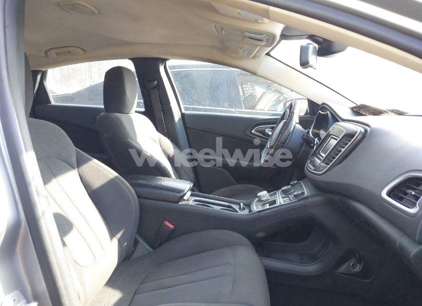 Photo 5 of 2015 Chrysler 200 LIMITED (VIN 1C3CCCAB6FN714463)