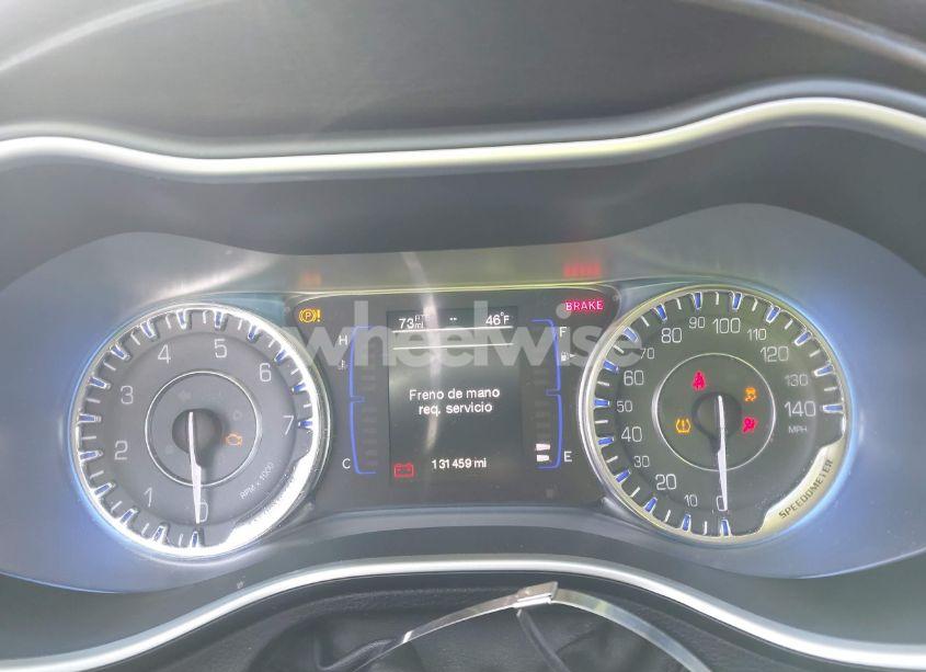 Photo 7 of 2015 Chrysler 200 LIMITED (VIN 1C3CCCAB6FN714463)