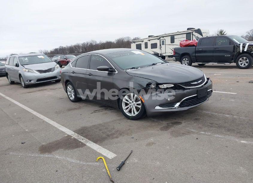 2015 Chrysler 200 LIMITED (VIN 1C3CCCAB6FN752601) main photo