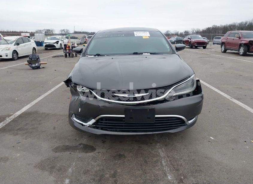 Photo 12 of 2015 Chrysler 200 LIMITED (VIN 1C3CCCAB6FN752601)