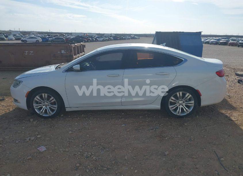 Photo 13 of 2016 Chrysler 200 LIMITED (VIN 1C3CCCAB6GN103687)
